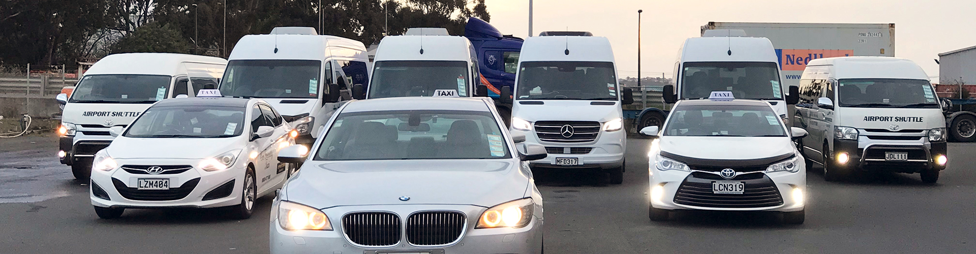 Airport shuttles Dunedin